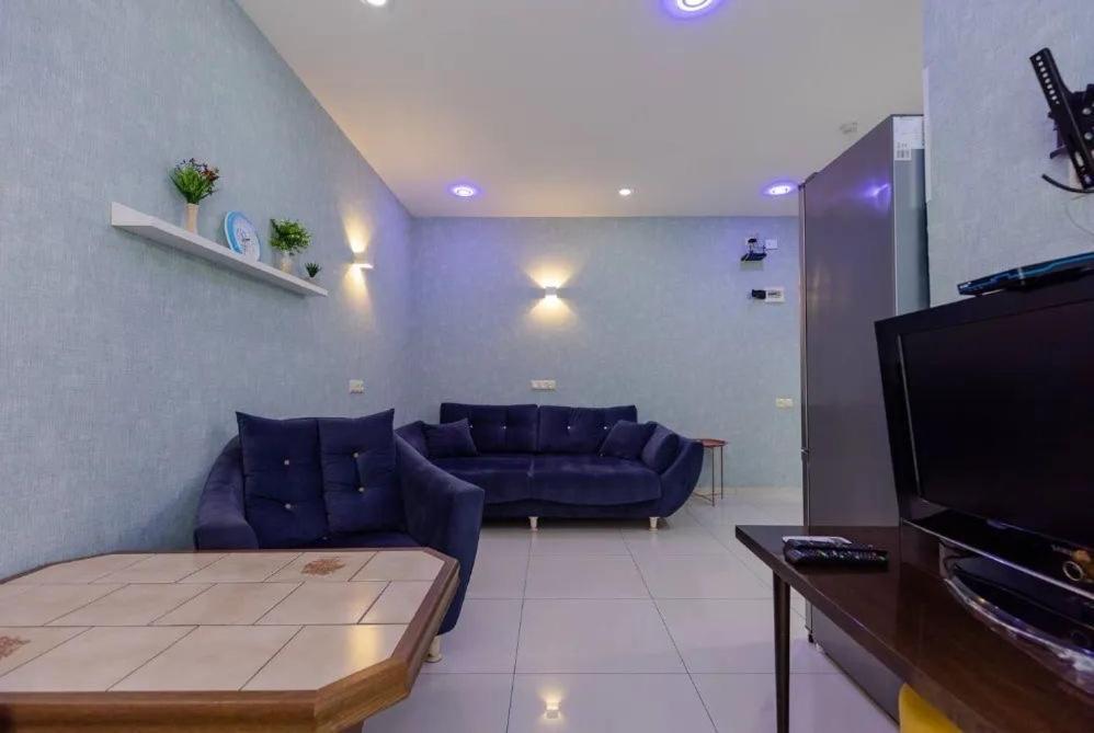 Bubukin Apartment Batumi Exterior foto