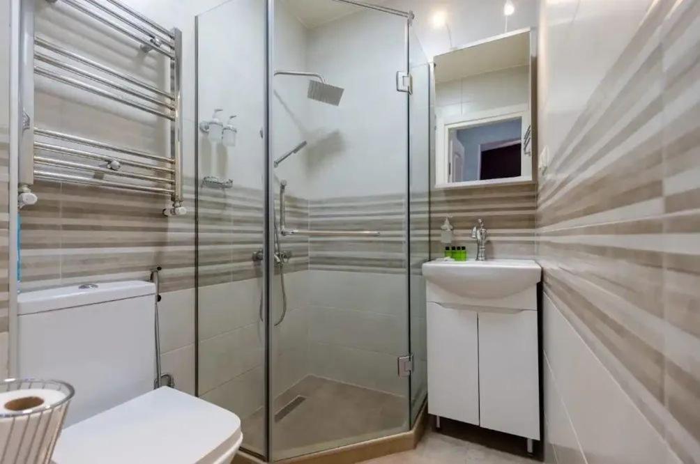 Bubukin Apartment Batumi Exterior foto